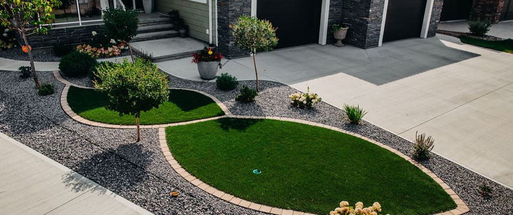 Salisbury Landscaping-Alberta-Small Front Yard Landscaping Ideas-curves in landscape